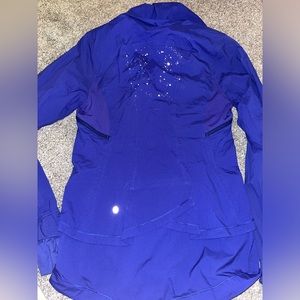 Lululemon Wind Breaker Size 6